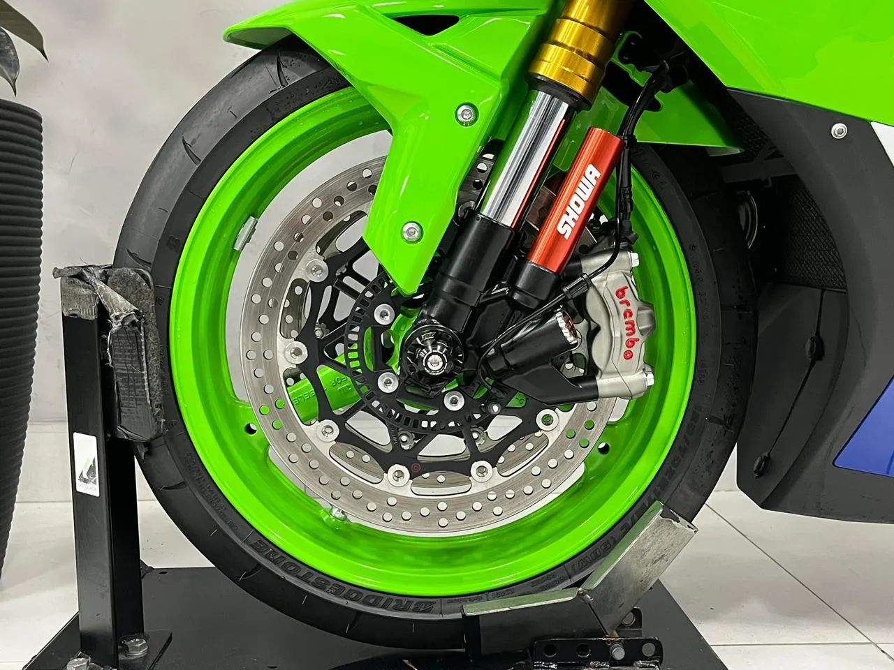 Kawasaki Zx-10/ Zx-10r 1000cc 2024 - 1493758582 | OLX