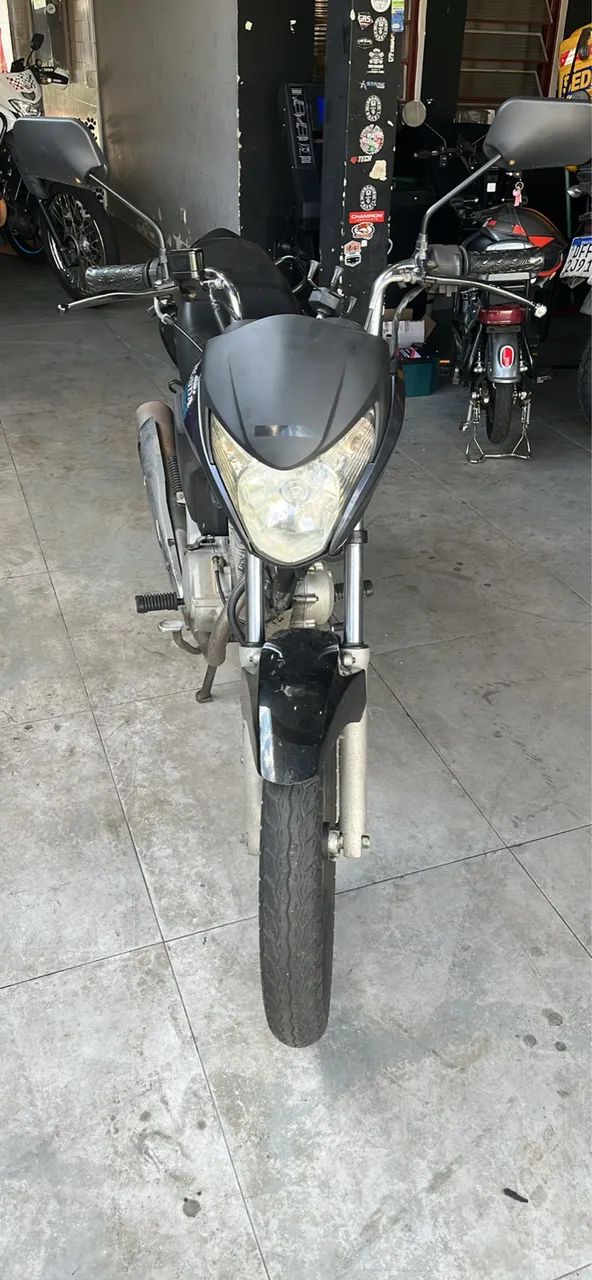 CG 150 - Foto 2