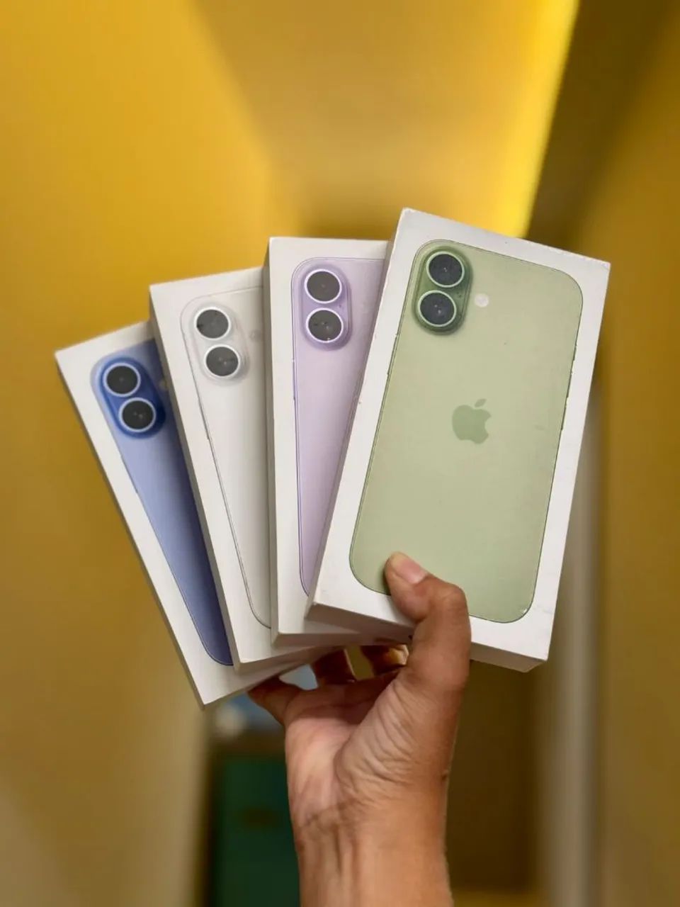 IPHONE 16