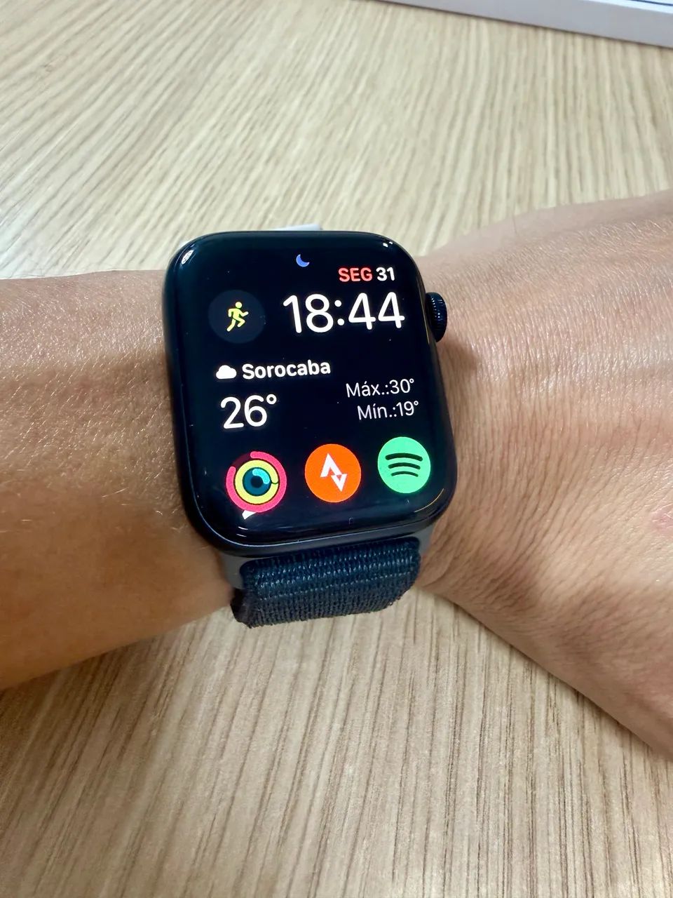 Apple Watch SE 2 GPS + Celular 44 mm meia noite - Foto 2