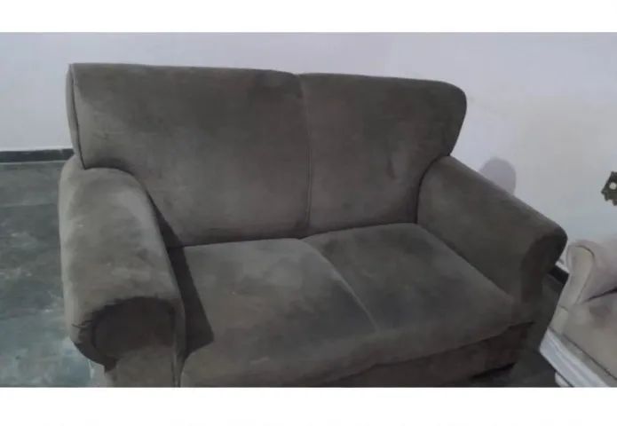 SOFA 2 LUGARES
