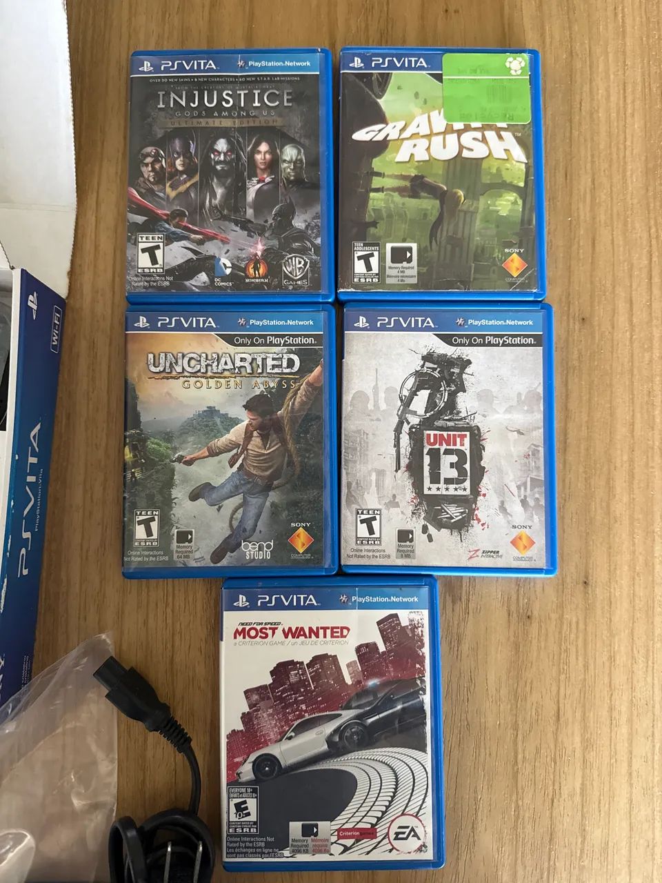 PS Vita CIB com 5 jogos - Foto 3