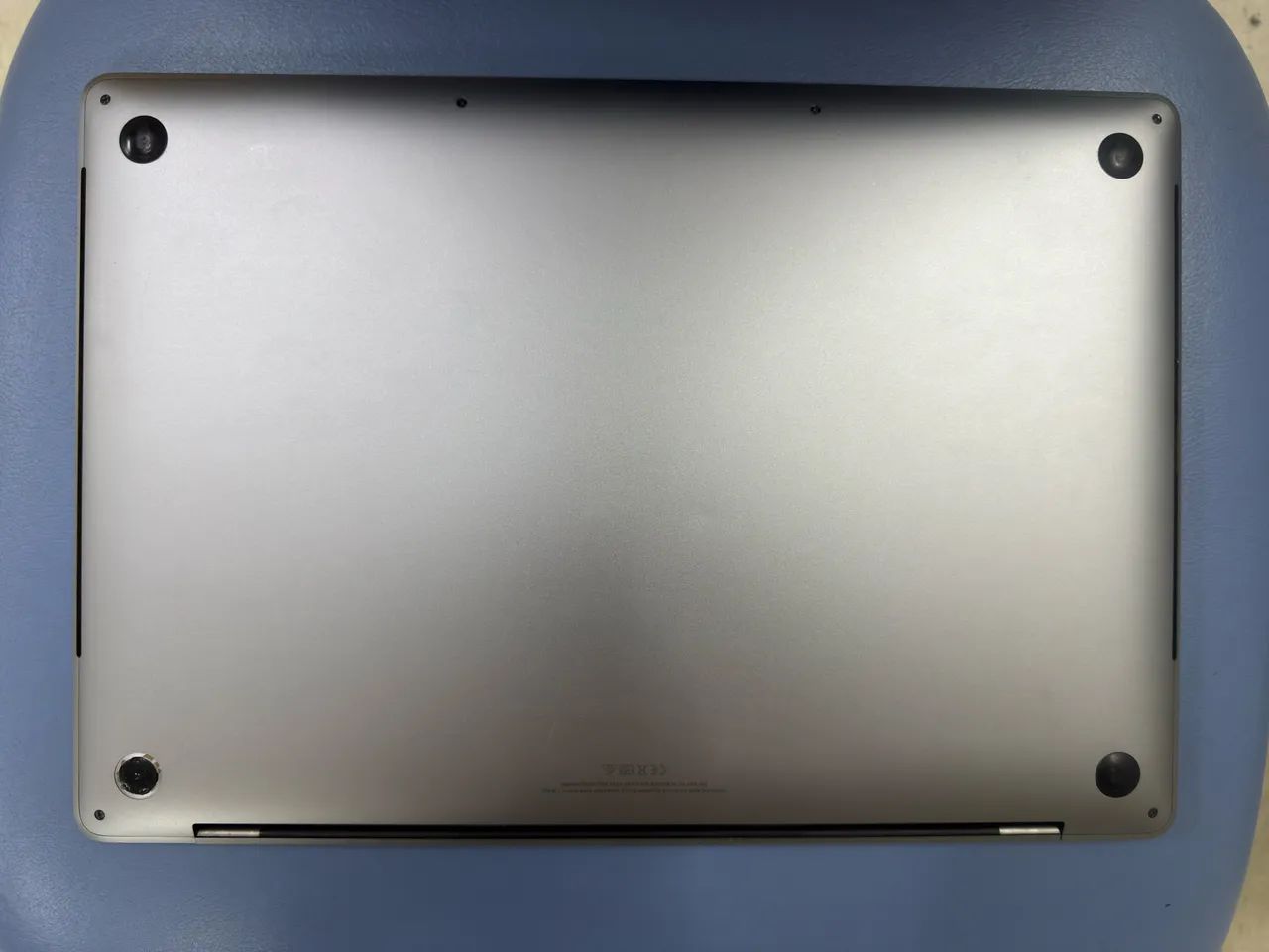 MacBook Pro 16? 2019 i7 16GB 512GB Radeon Pro 5300M 4GB