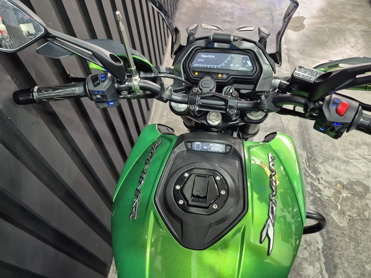 Bajaj Dominar 400 400 cc  - Foto 5