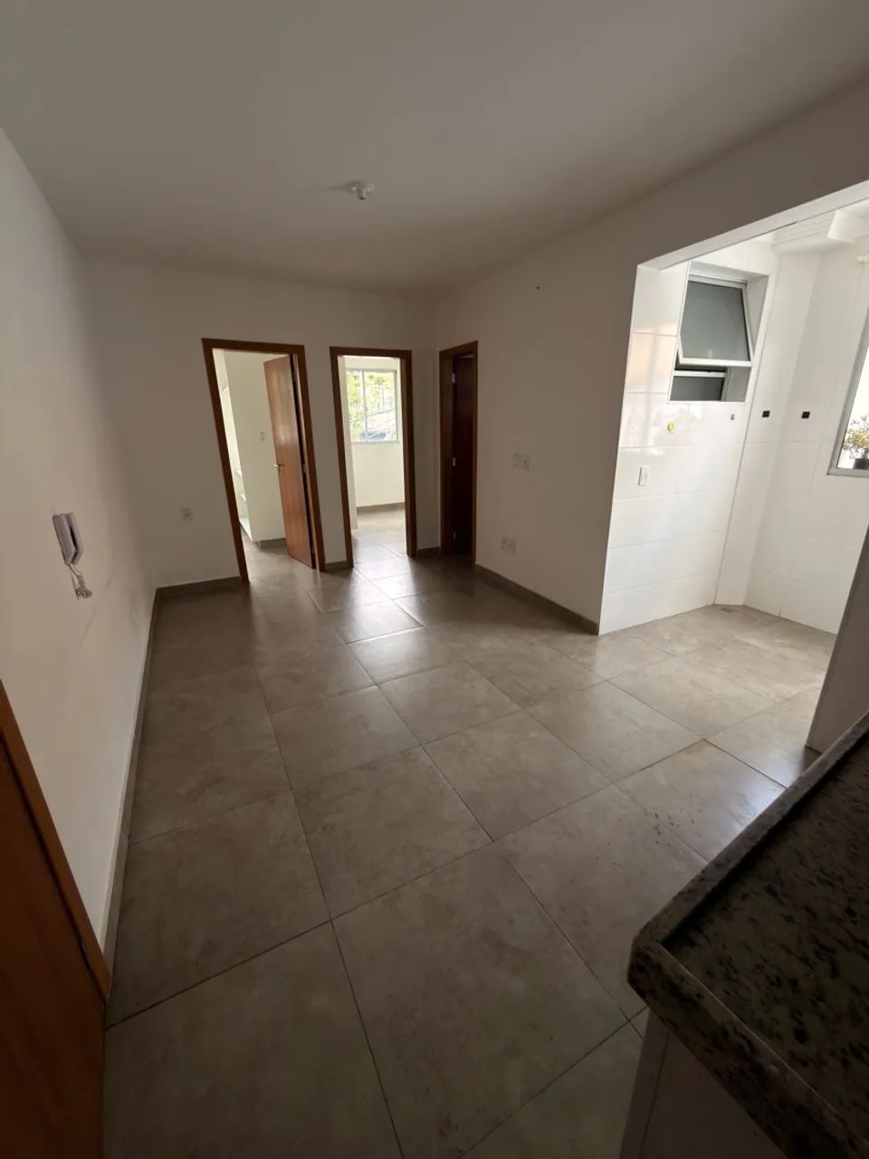 Alugo ap 2 quartos 