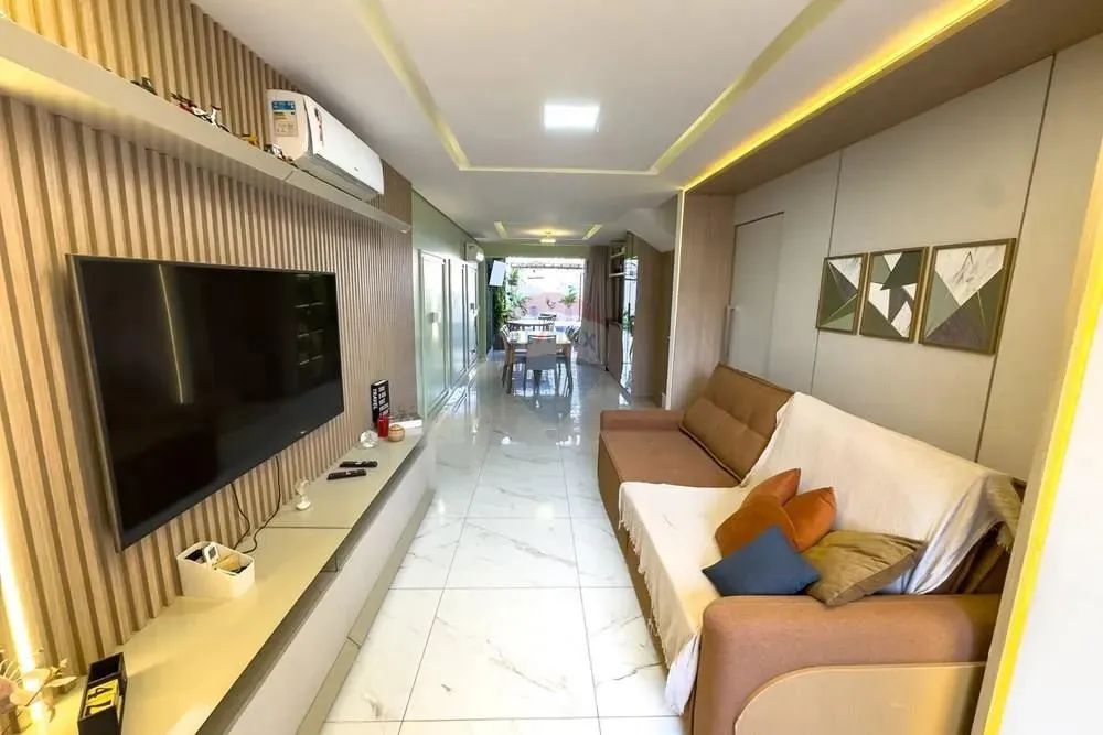 EXCELENTE CASA DUPLEX EM RUA PÚBLICA - Foto 4