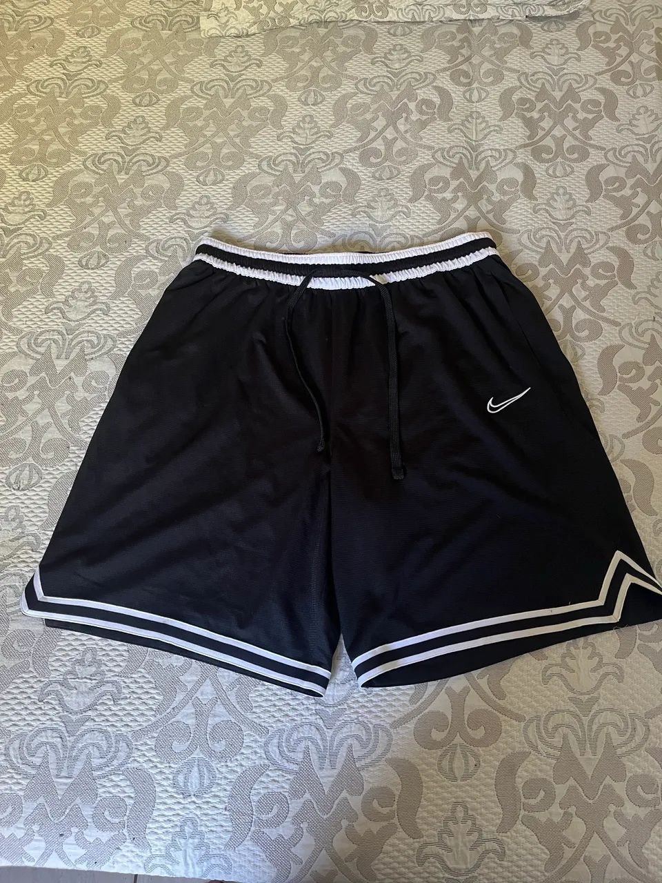 Bermuda Nike basquetebol 