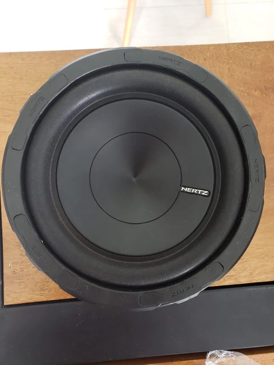 Subwoofer Hertz Energy Es 200.5 ( 8 Polegadas / 600 W )