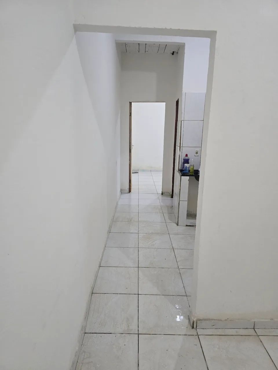Alugo casa de 1 quarto. 