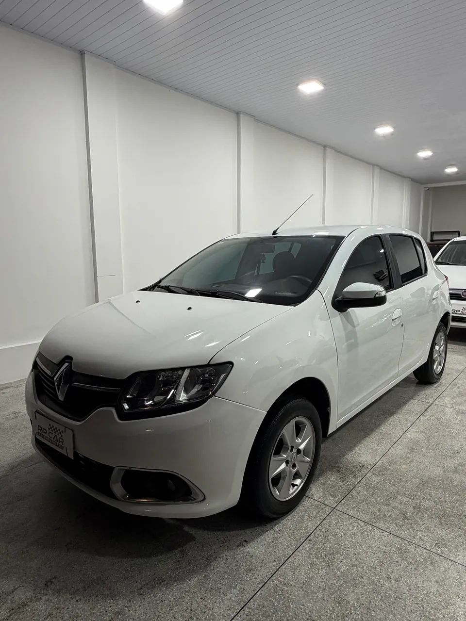 Renault Sandero 2015