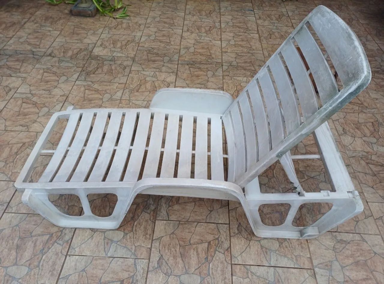 Espreguiçadeira de plástico  - Foto 2