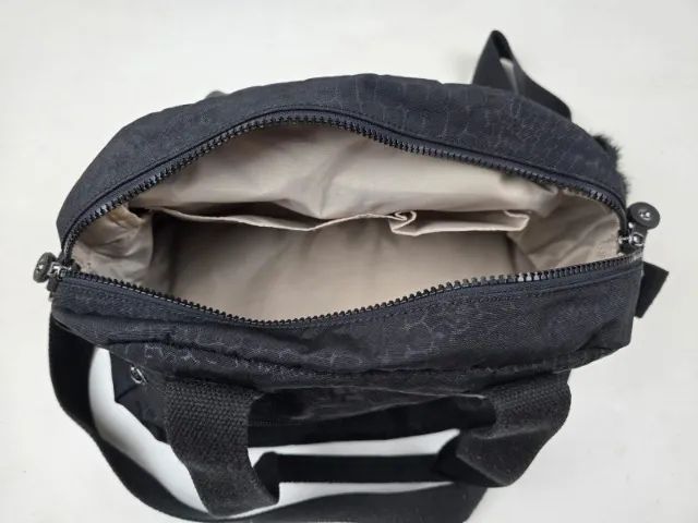 Bolsa De Ombro Kipling Defea 5 Bolsos Externos Original - Foto 5