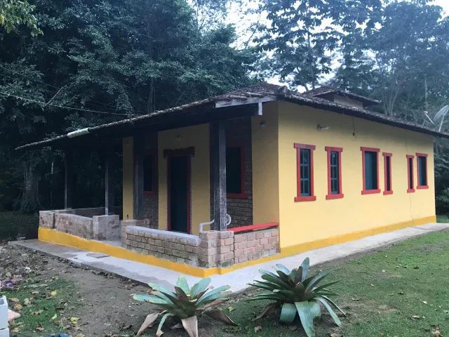 CASA DE SÍTIO RÚSTICO EM MARICÁ - 2 QUARTOS E AMPLO VERDE