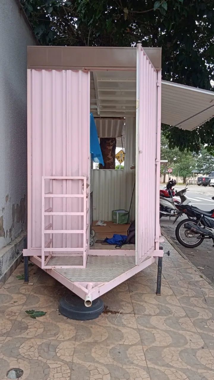 Reboque trailer com pouco uso feito pra uso de venda de lanches - Foto 3