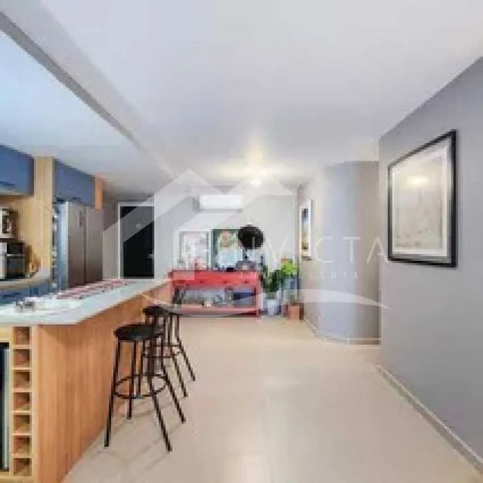 LINDÍSSIMO APARTAMENTO COM VARANDA EM BOTAFOGO - Foto 5