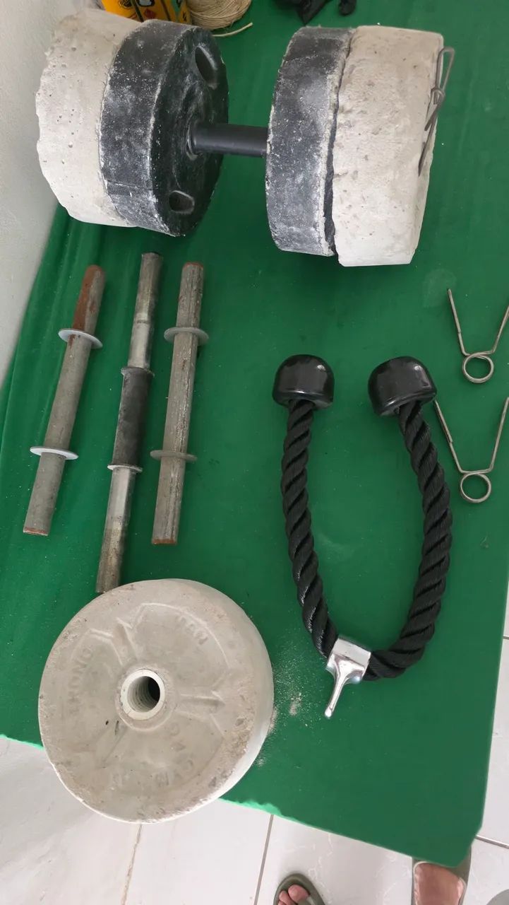 Máquina completa de exercícios com saco de boxe - Foto 5