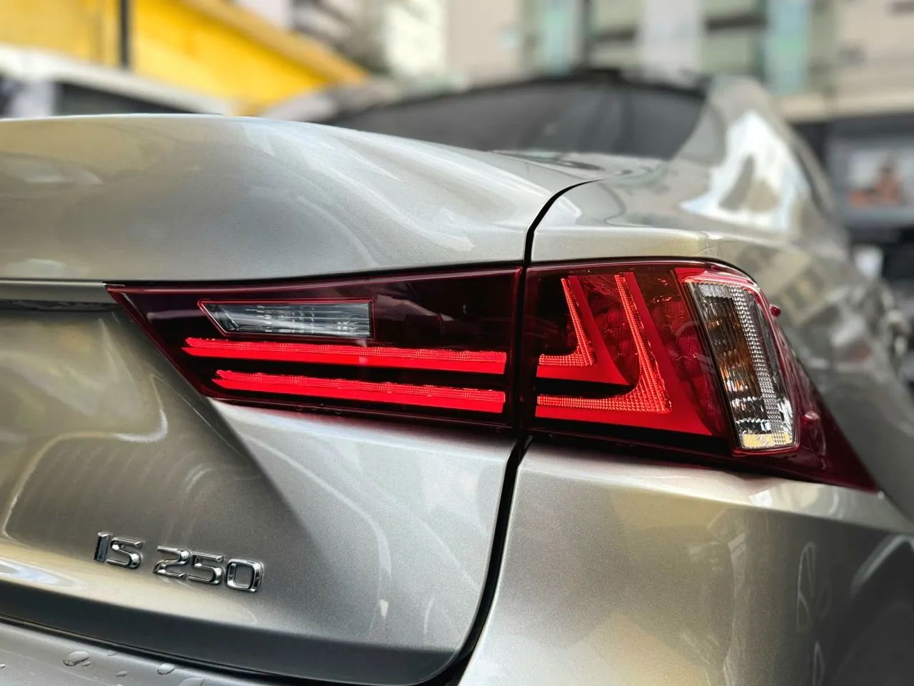 Lexus IS-250 F Sport 2.5 24V 208cv Aut., foto 6 de 14