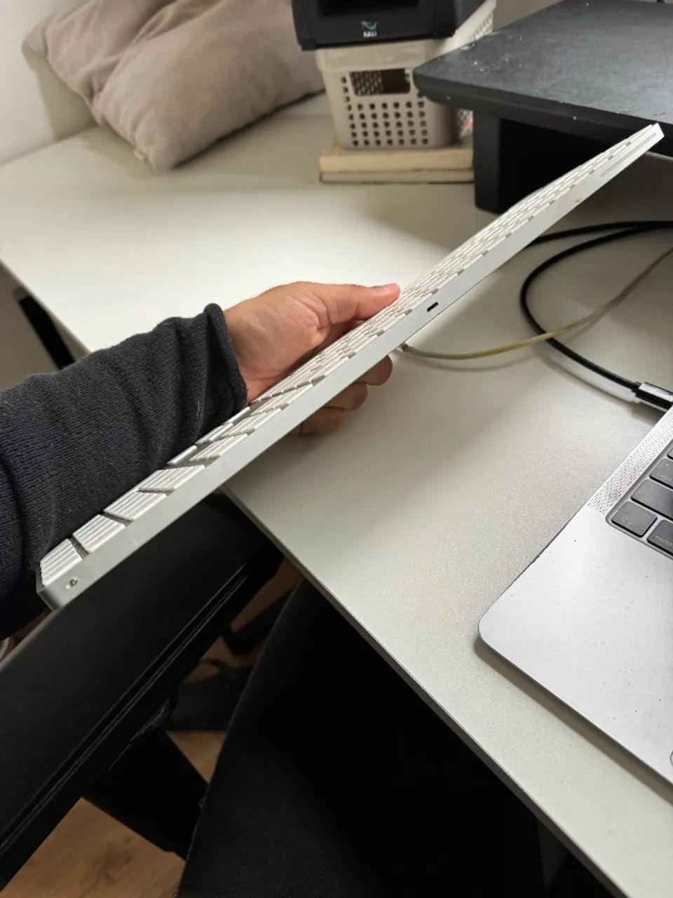  Apple Magic Keyboard 2 com Teclado Numérico - Foto 3