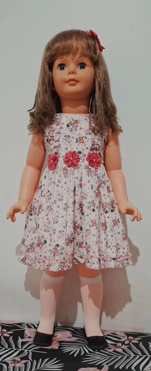 Boneca amiguinha da estrela vestido florido - Foto 2
