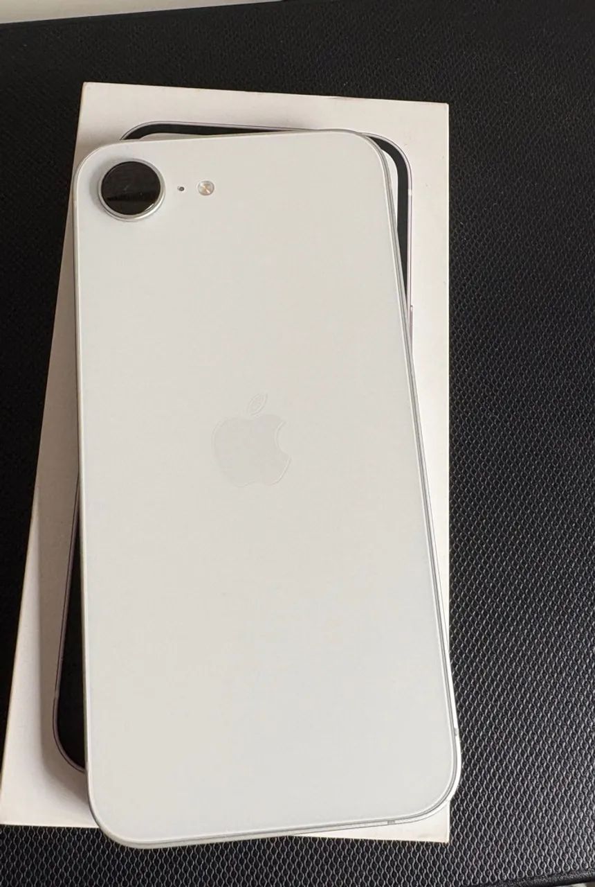iPhone 16e - Foto 2