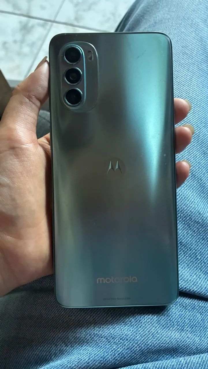 Moto G62 