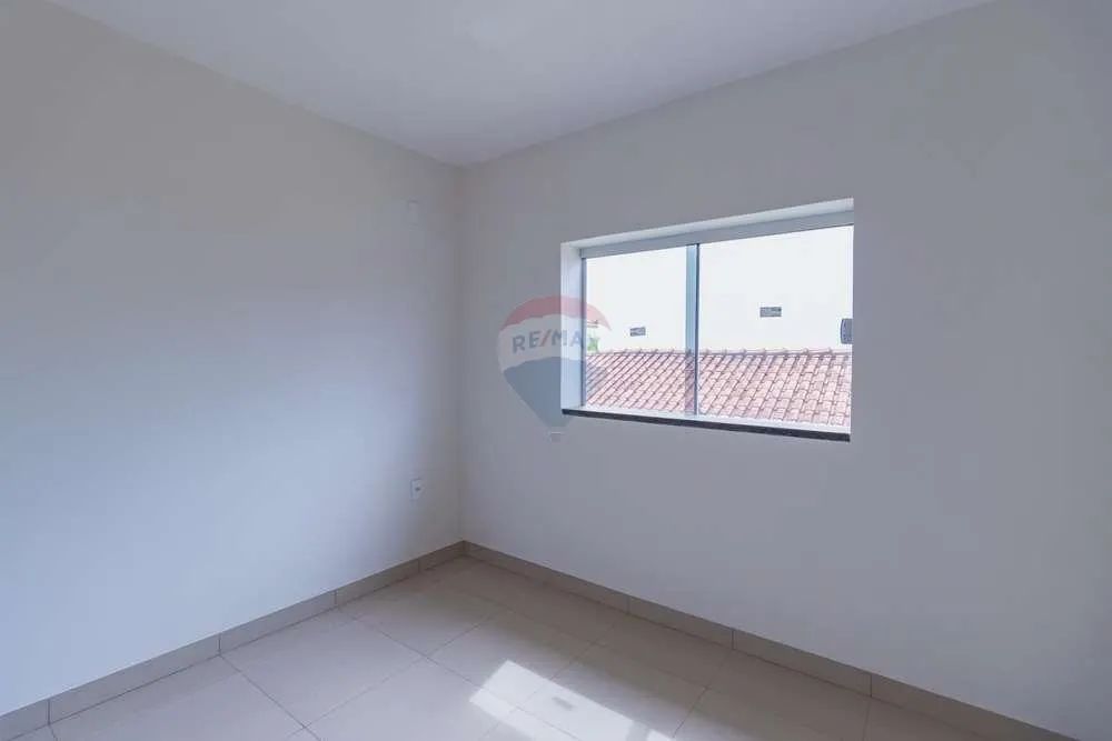 Imóvel Bem Localizado Com 2 Casas e 3 Salões Comerciais - Foto 3
