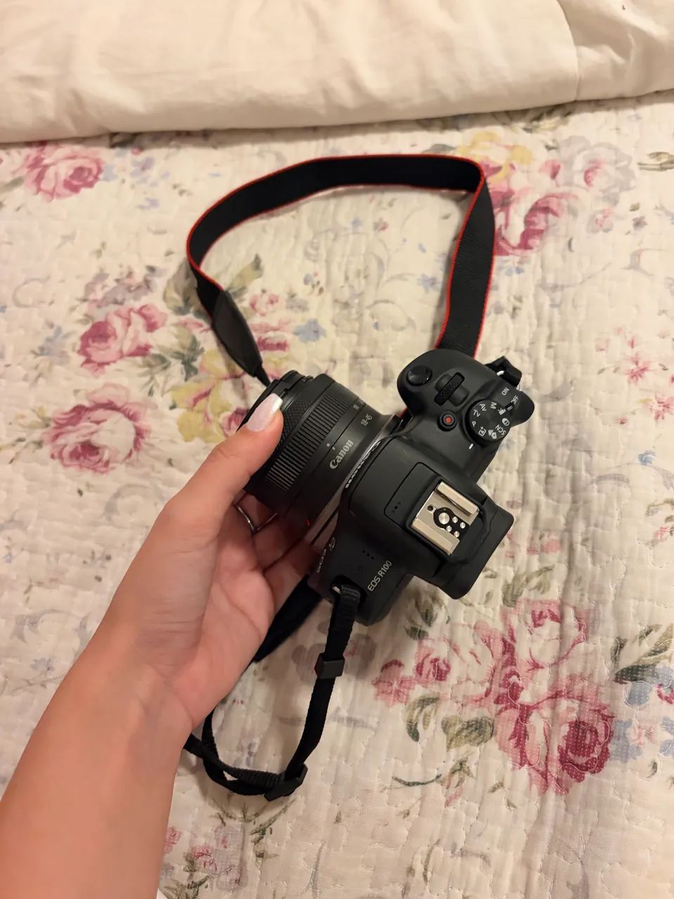 CANON R100 NOVA
