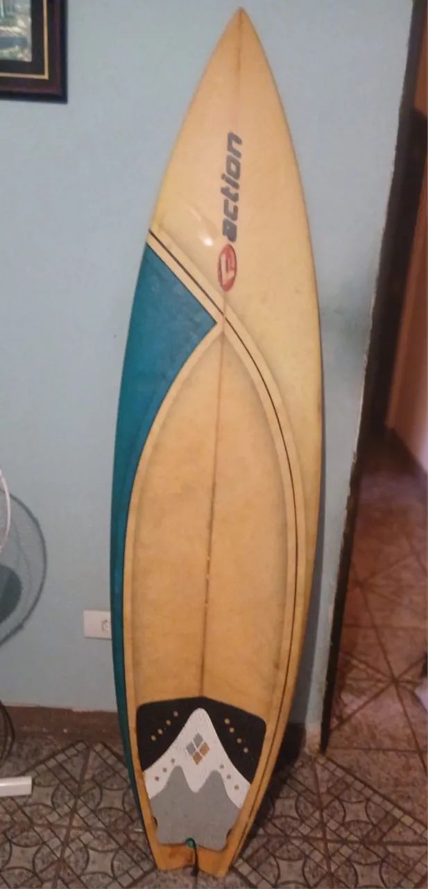 Prancha de surf action 