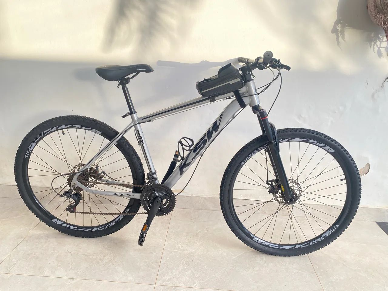 Bike KSW Aro 29 com acessórios