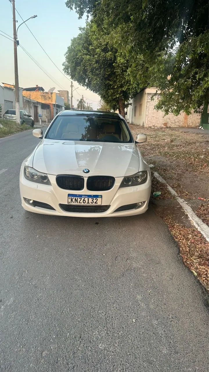 BMW 320I A 2011