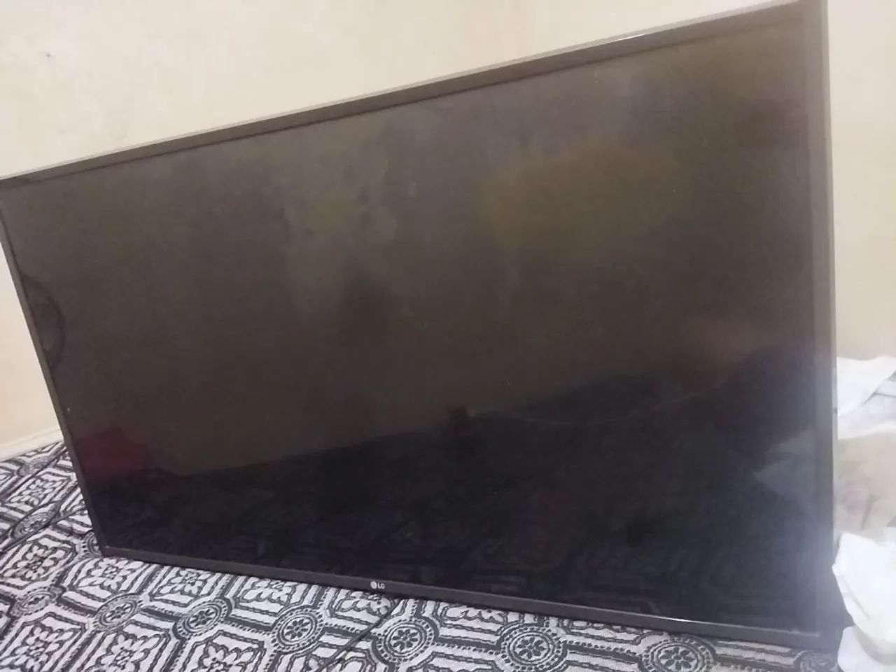 Vende -se TV de 43 polegadas  - Foto 2