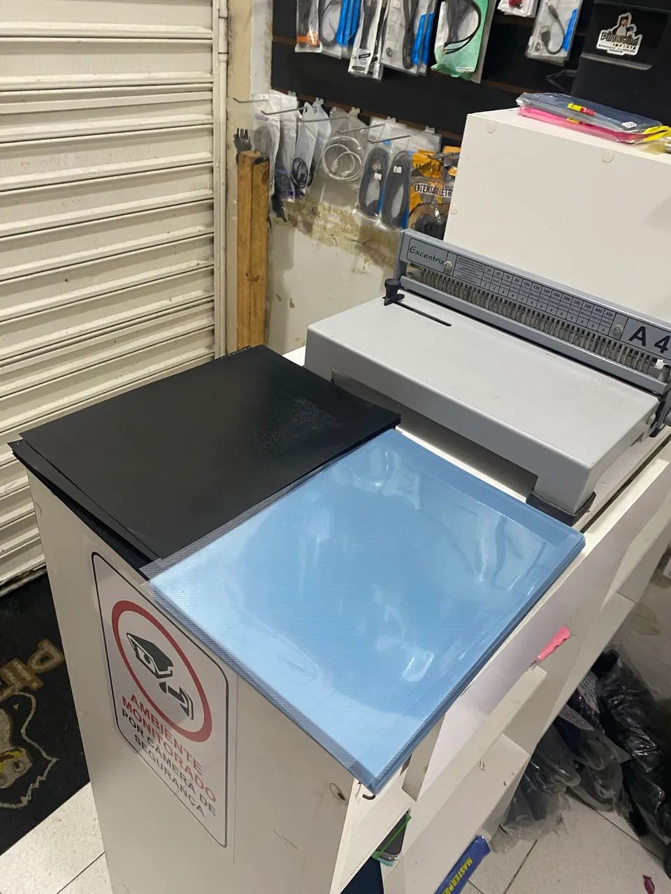 Encadernadora Ecentrix + material para encadernação 427577417412136961