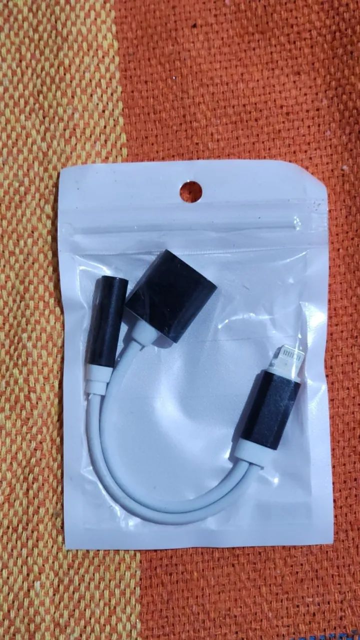adaptador para iphone, pode gravar ouvir e carregar ao mesmo tempo - Foto 3