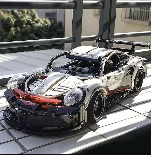Lego Porsche 911 RSR - Foto 5