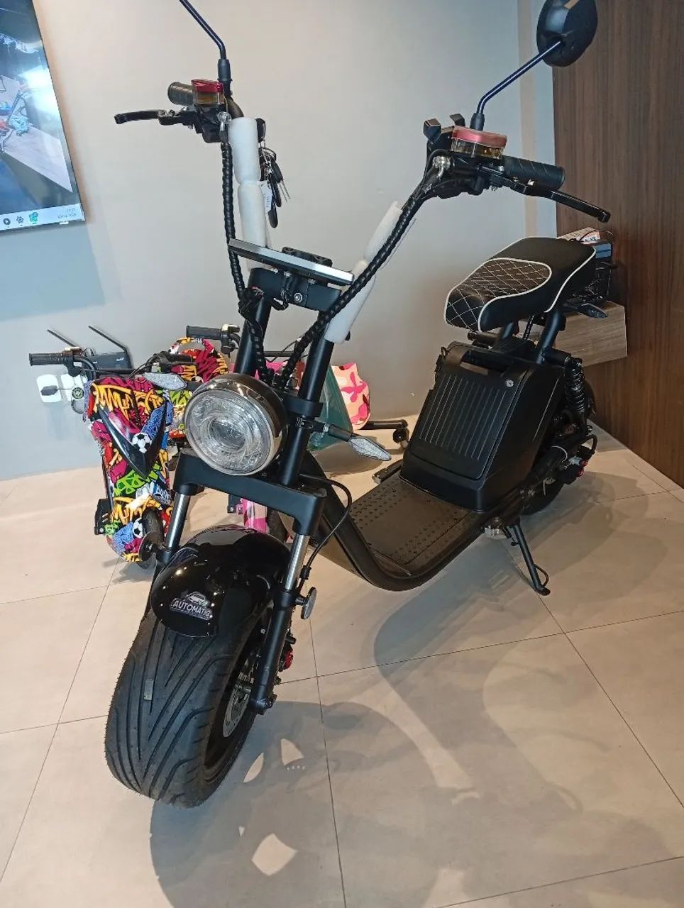 Scooter elétrica 