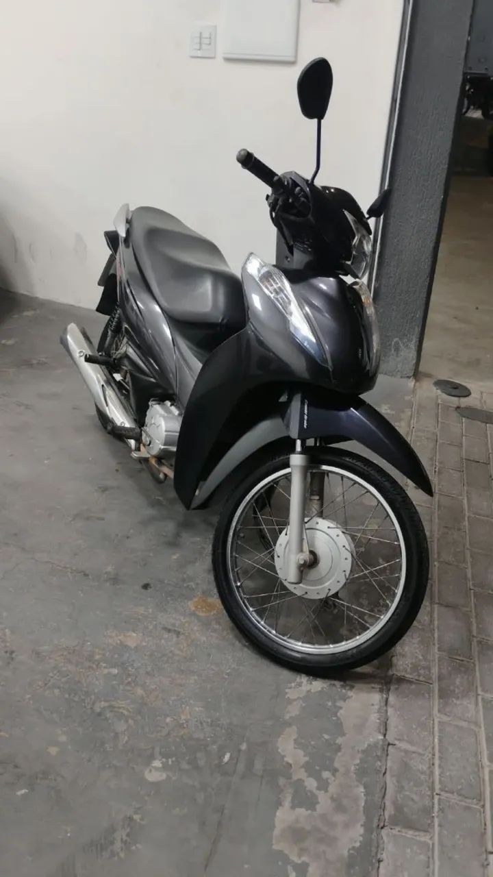 MOTO À VENDA - CONSERVADA E PRONTA PARA USAR - Foto 3