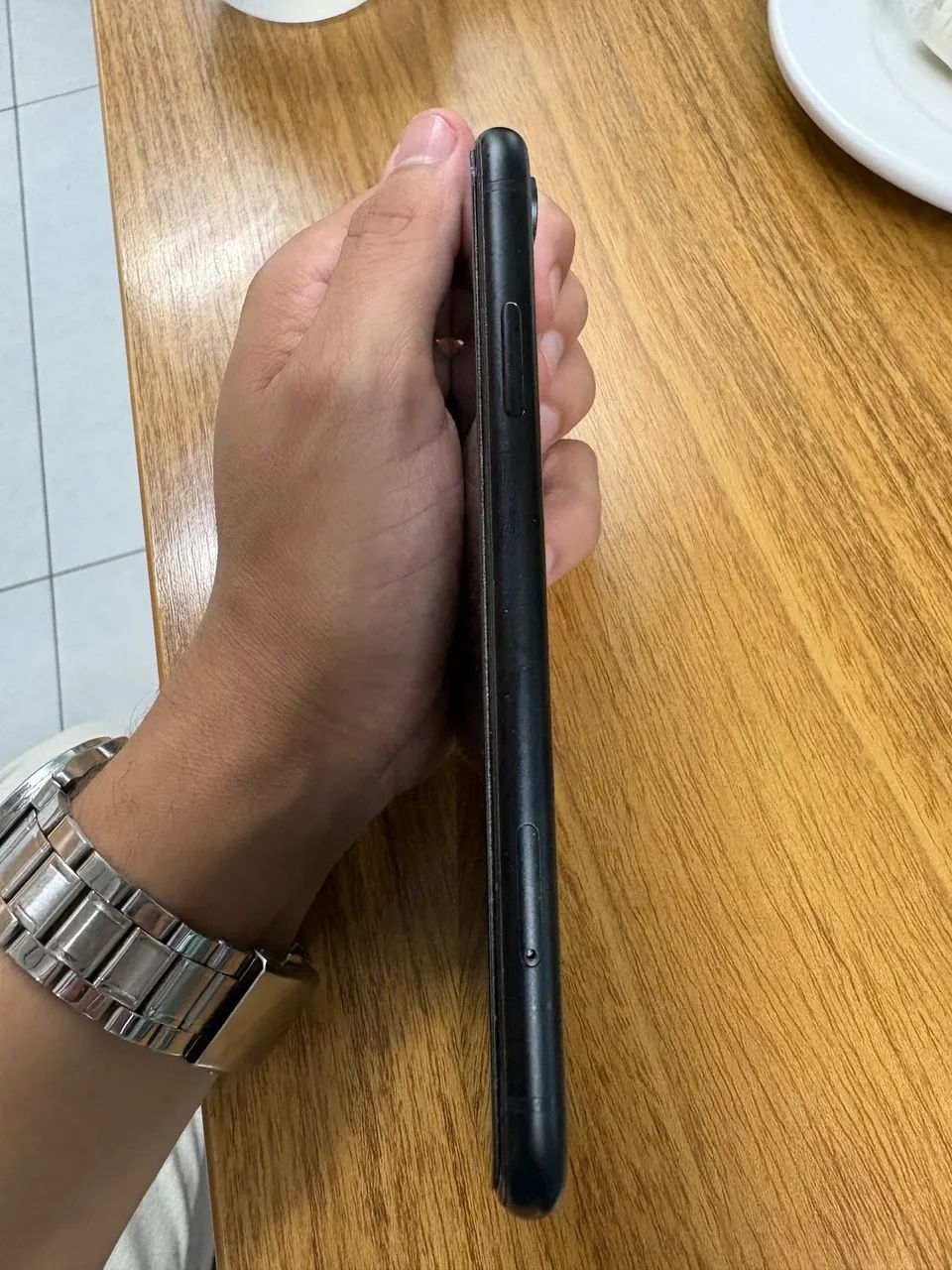 IPHONE XR 64 GB  - Foto 2