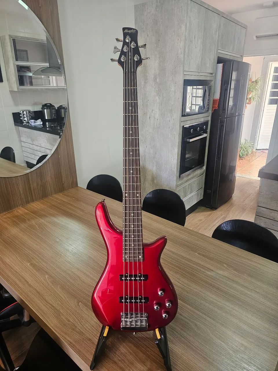 Baixo Memphis ativo tb540