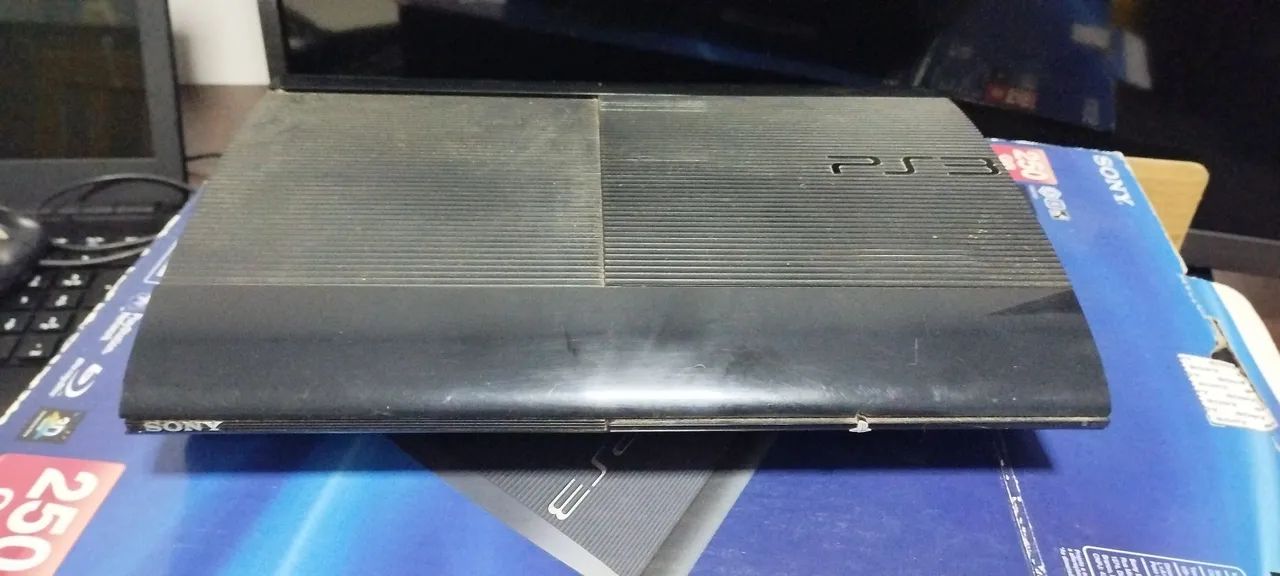 Vendo ps3 + jogos - Foto 2