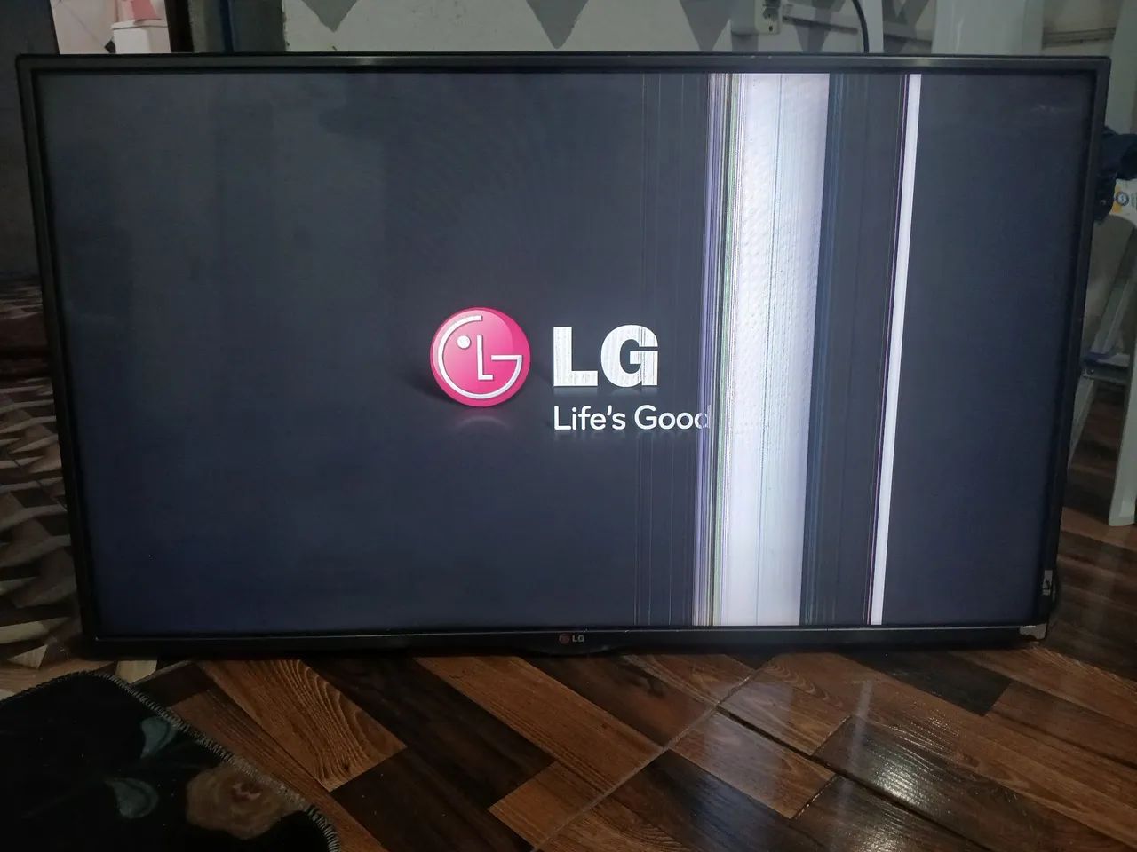 Tv LG COM DEFEITO
