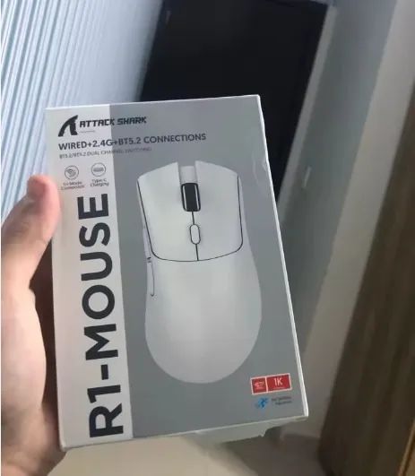 Mouse Attack shark R1 - Novo (Branco) - Foto 3