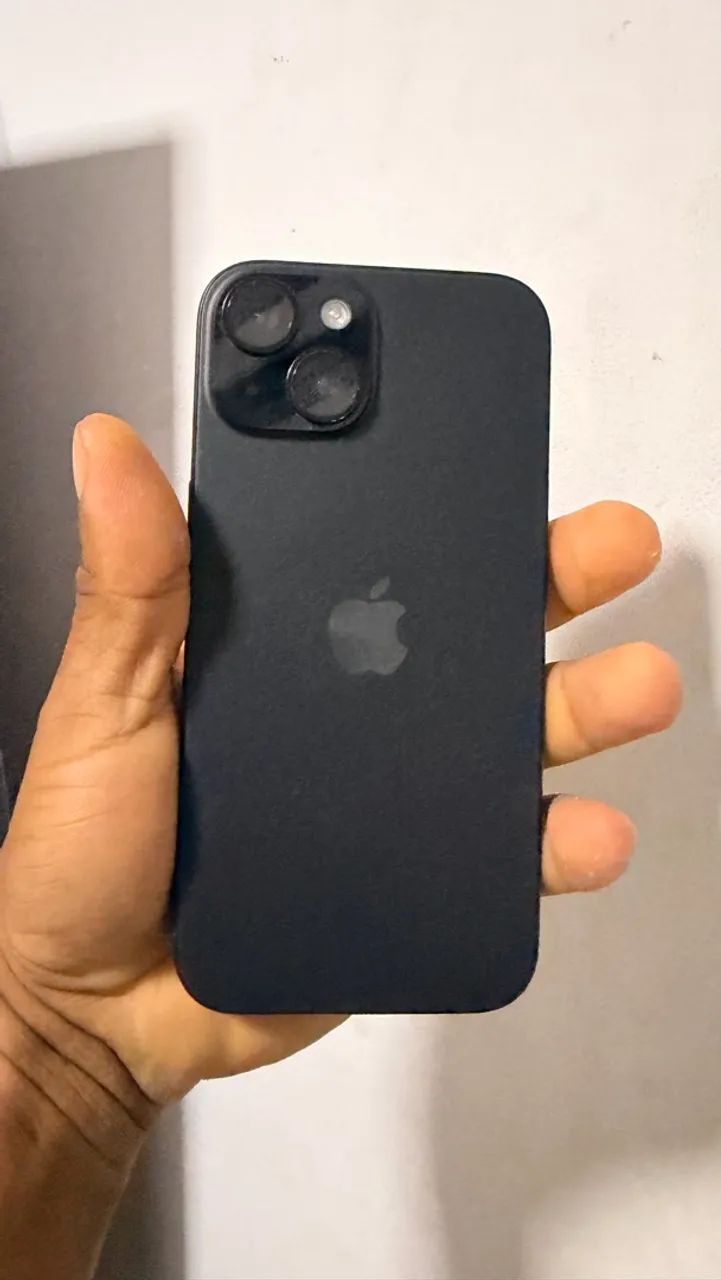 iPhone 15  - Foto 2