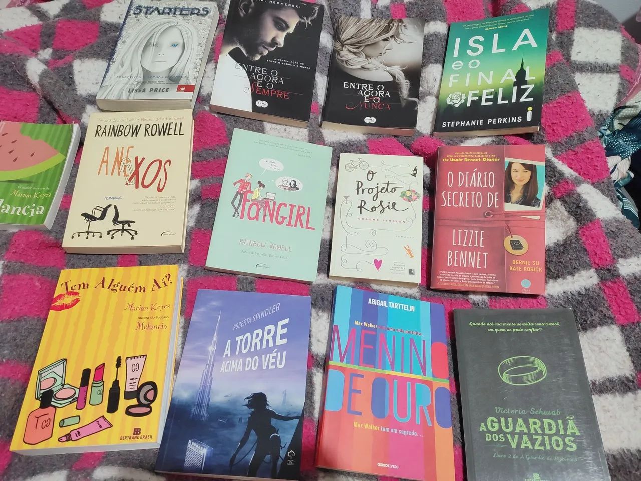Combo de 13 livros