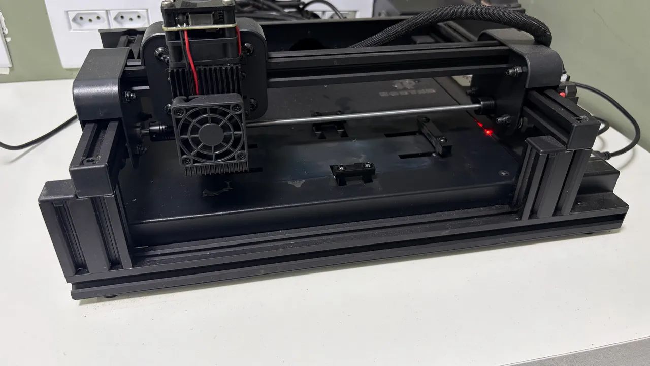 Máquina laser para remoção de vidro traseiro de iPhone  - Foto 2