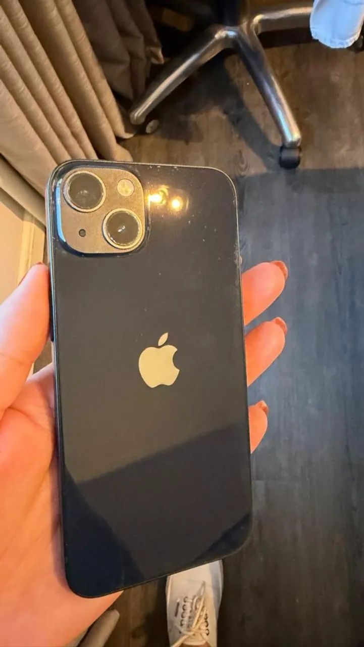 Iphone 13 128gb Muito Novo - Foto 2