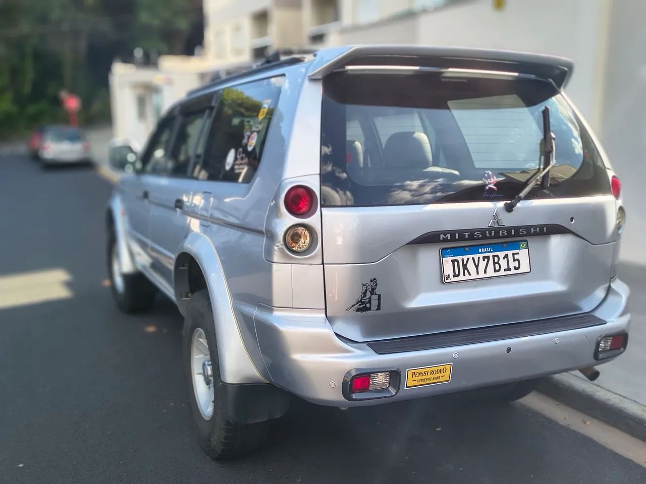 Mitsubishi Pajero Sport 3.0 4X4 V6 Mec./aut. 2004