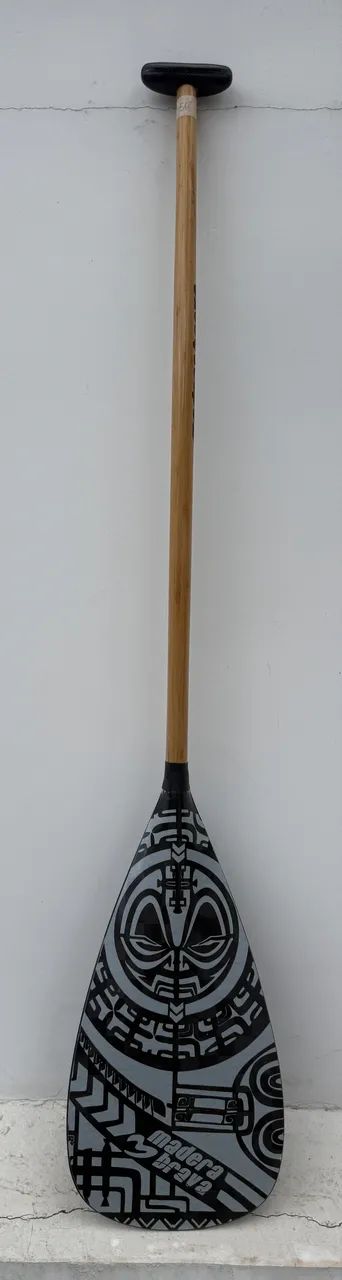 Vendo Remo Madera Brava para Canoa Havaiana com Capa