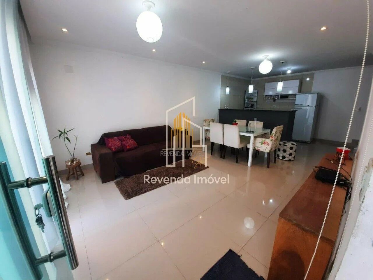 Interlagos - Casa Assobradada de 169m² com 1 quarto, 1 uma suite e com vaga para 6 carros. - Foto 3