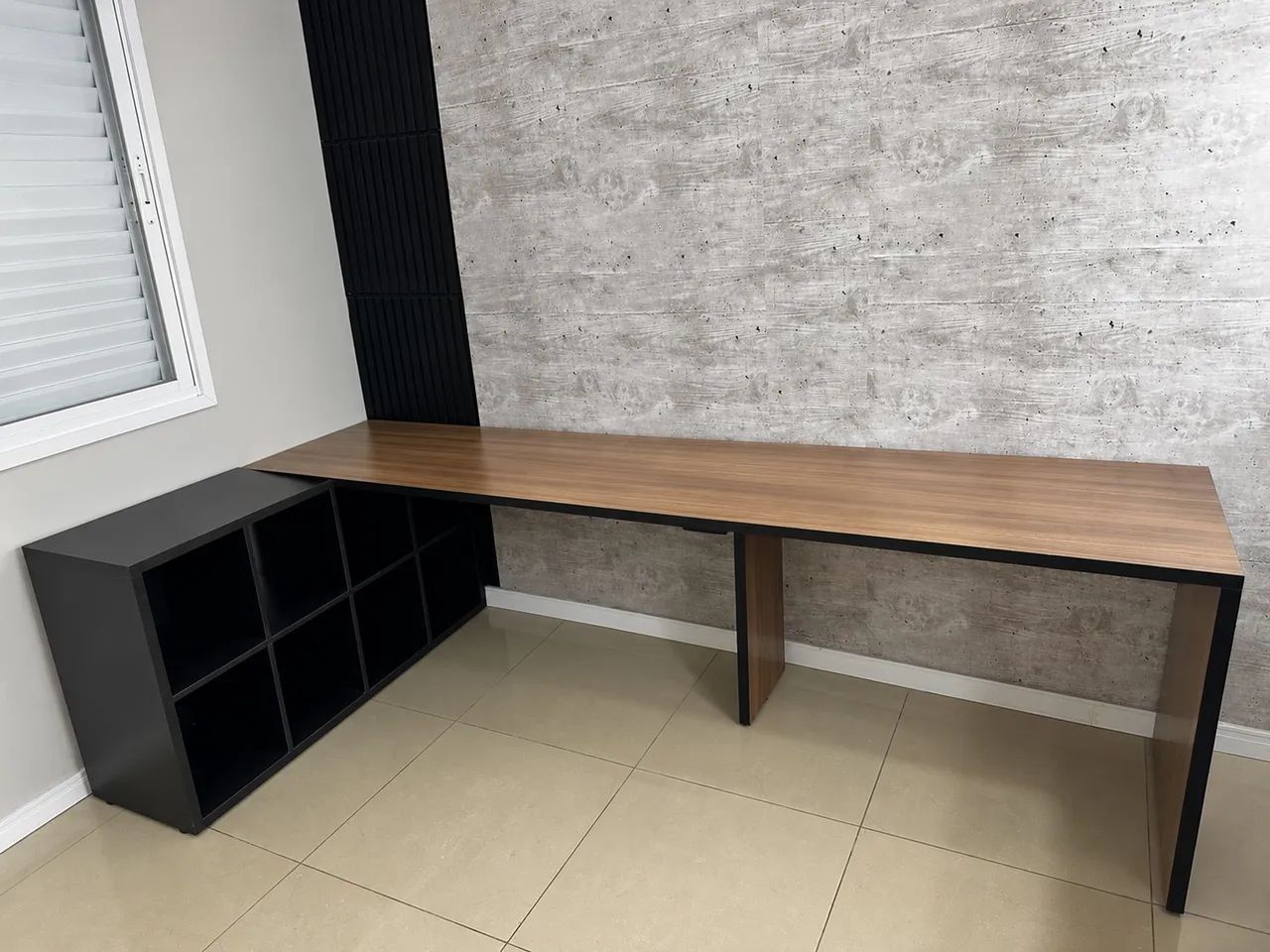 Mesa planejada com nicho