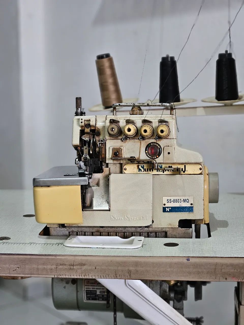 Reta e Overlock 